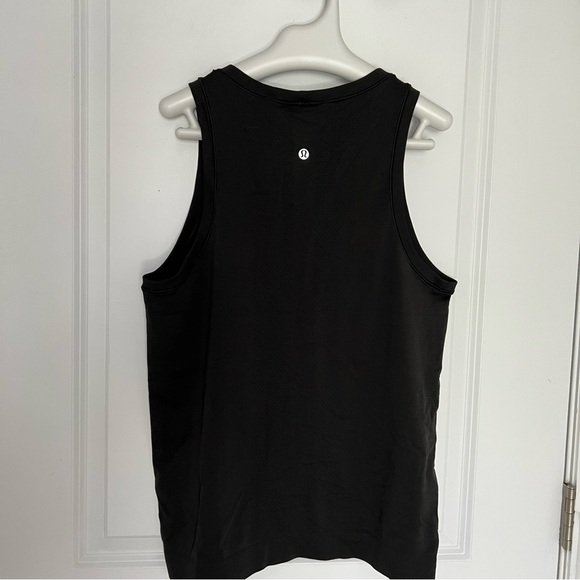 lululemon athletica Tops - Lululemon Swiftly Tech High Neck Tank Top size 10
